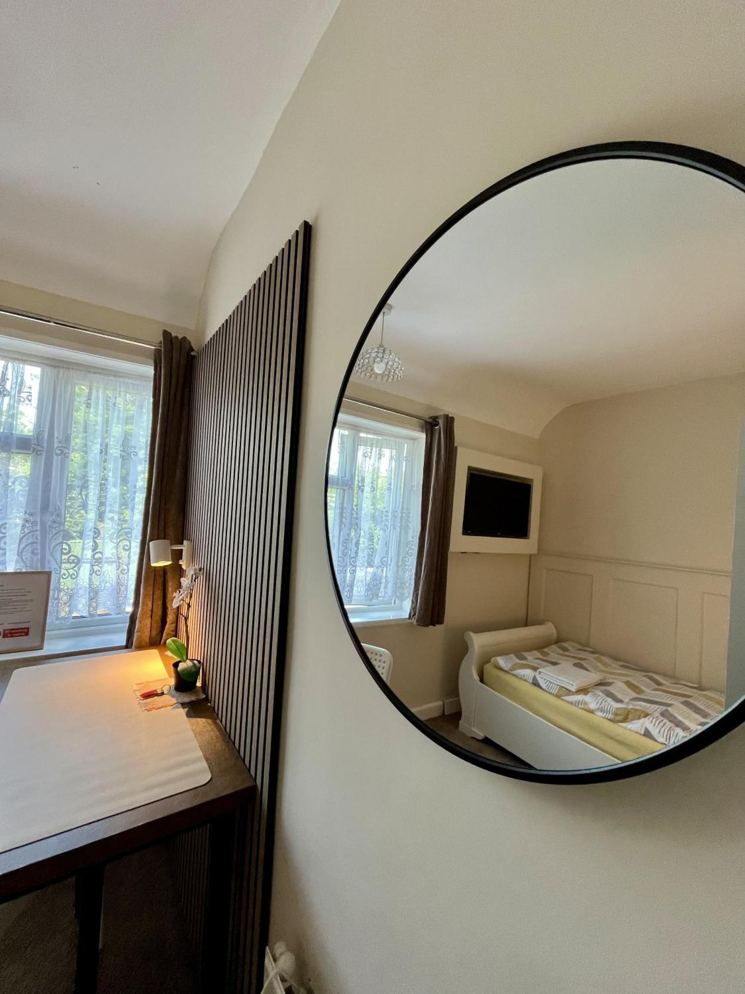 Home Accommodation Southampton Kültér fotó